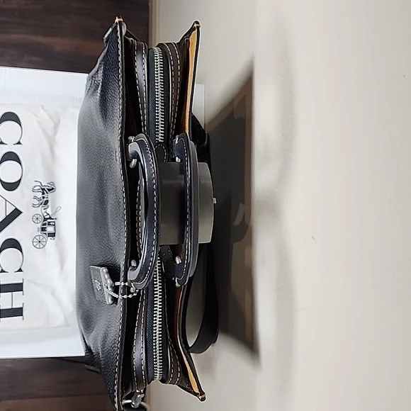 Coach 1941 Rogue Brief #11104 - Picture 4 of 17